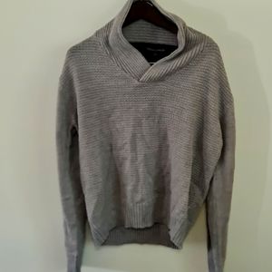 Men's large Gray knit turtleneck with huge floppy collar